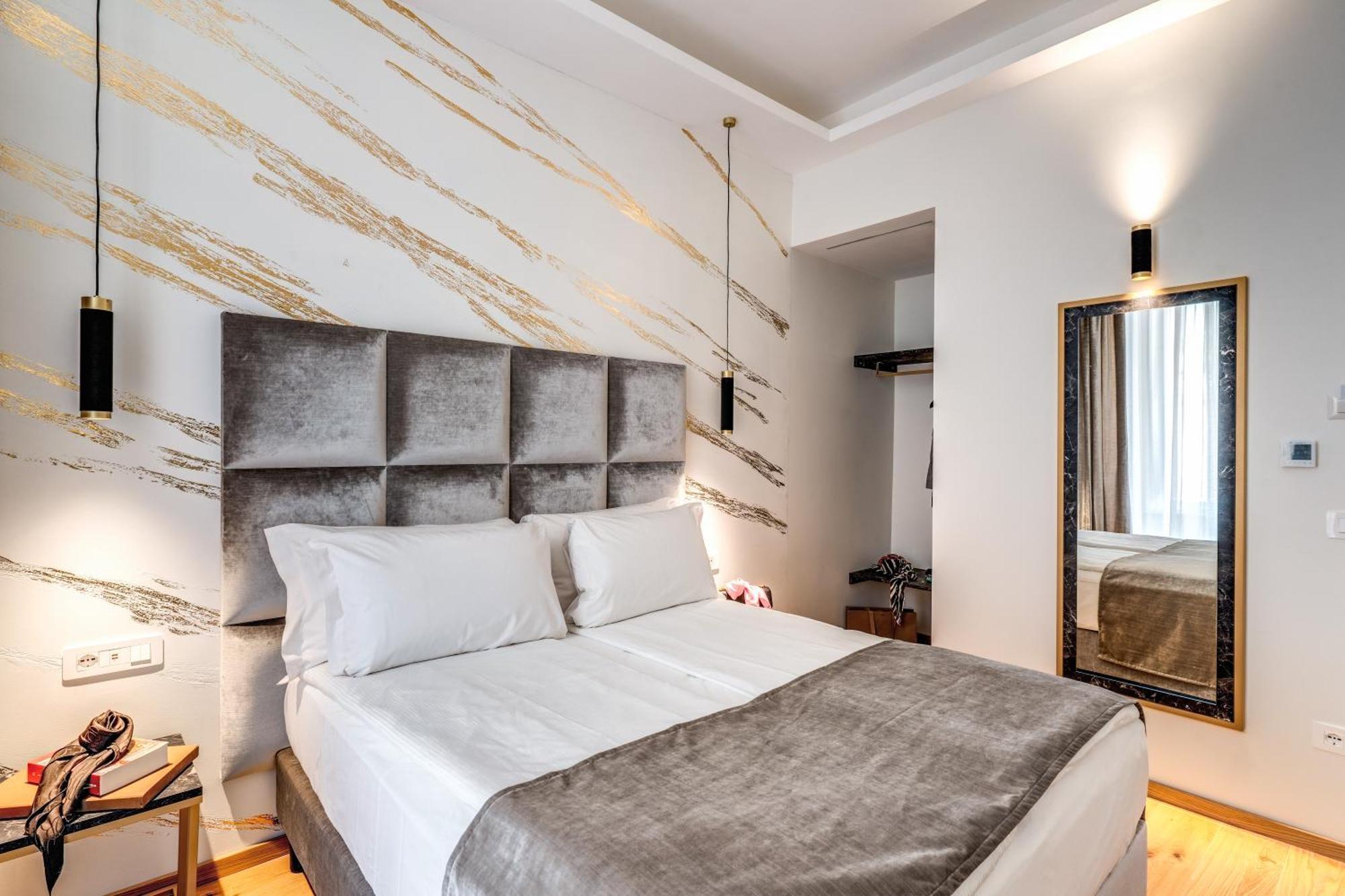 Palazzo Goldoni Condotti Collection 3* Rom