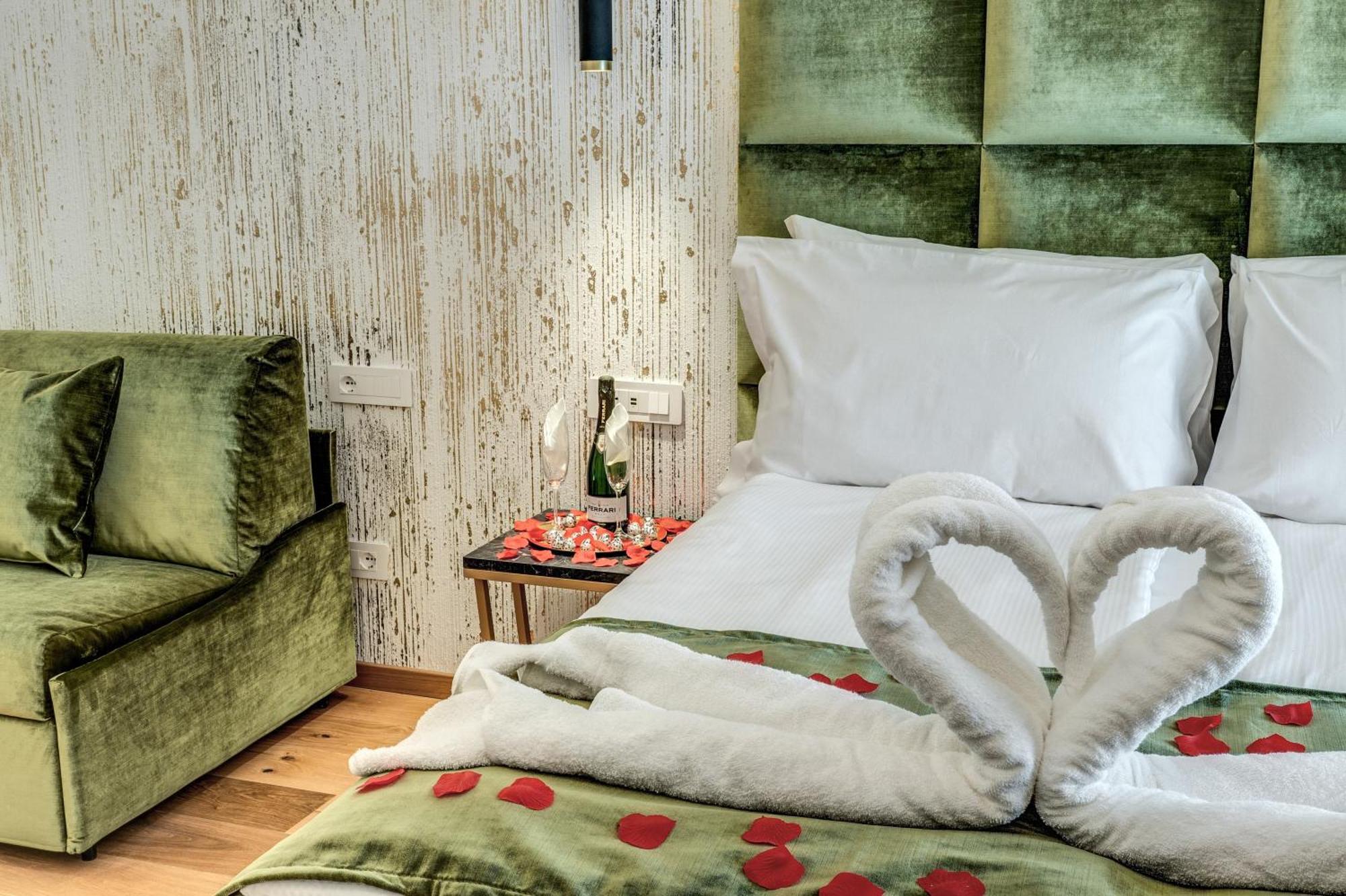 Palazzo Goldoni Condotti Collection 3* Rom